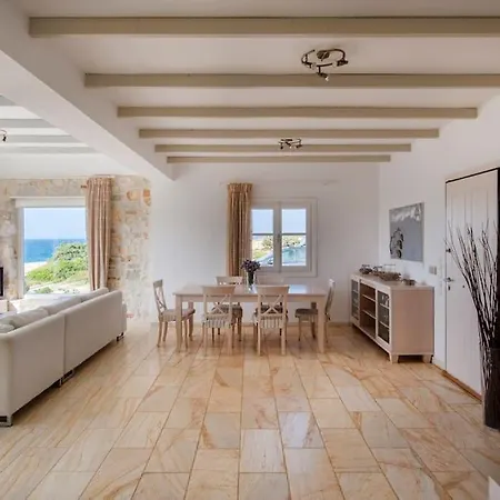 Alkinoi Santa Maria (Paros)