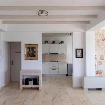 Alkinoi * Santa Maria (Paros)